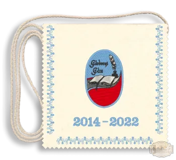 Polifilc alapon Iskolacímerrel hímzett Ballagási tarisznya, pamut zsinórral - Gárdonyi Géza