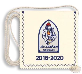 Polifolc alapon Iskolacímerrel hímzett Ballagási tarisznya, pamut zsinórral - I. Béla Gimnázium - Szekszárd