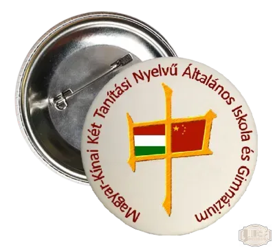 Ballagási kitűző Magyar-Kínai Két Tanítási Nyelvű Általános Iskola És Gimnázium