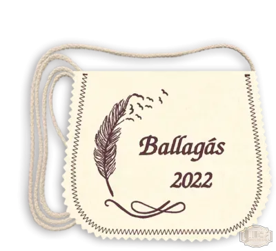 Polifilc alapon egyszerű hímzett ballagási tarisznya - pamut zsinórral